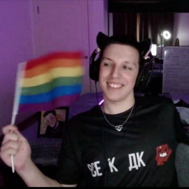 Маззелов тур 2024. Маззелов тур 2024. Маззелов тур 2024. Маззелов мем. Маззелов в очках.