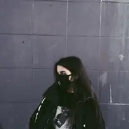 m0neydea1er