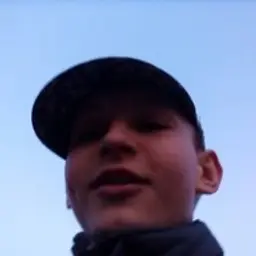 gyfyf