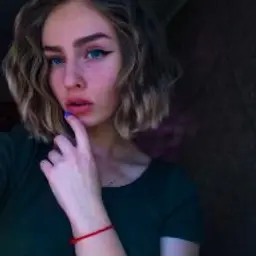 Hajzjnsjznssn