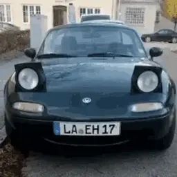 mazda490