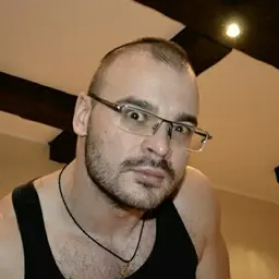 Ultraskinhead