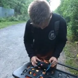 kvikki77