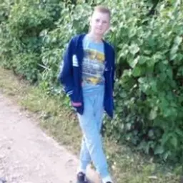 Артём75478458586