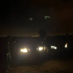 kom4r